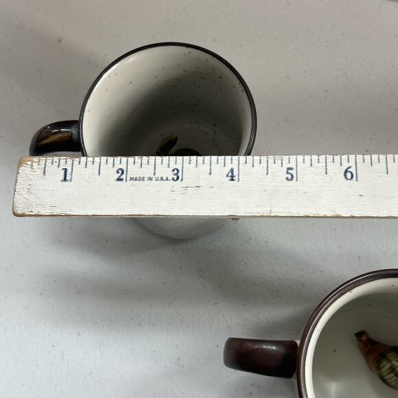 Ceramic Mug Set Of 2 With Hidden 3D Snail & Bunny 3.5" - Picture 5 of 12